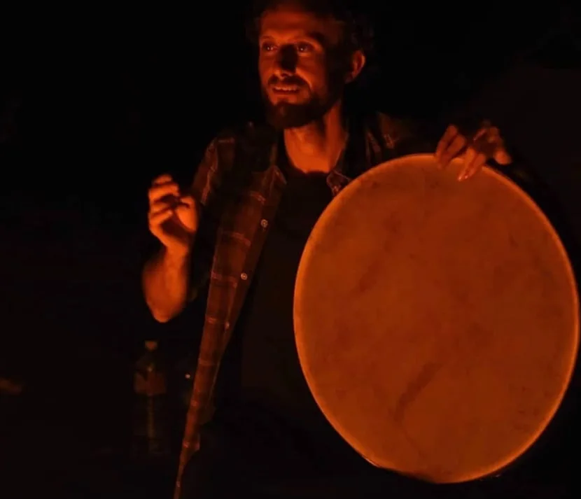 Malzemeden sese uzanan özenli bir süreç.